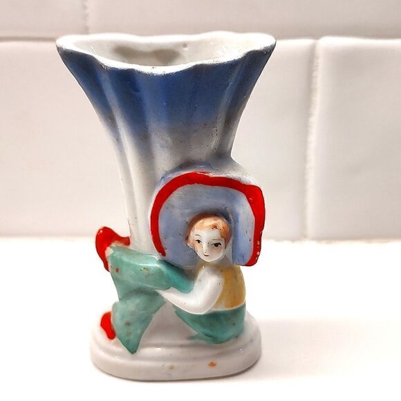 Vintage Lounging Cowgirl Small Pottery Bud Vase Art Deco Made in Occupied Japan - Picture 7 of 7